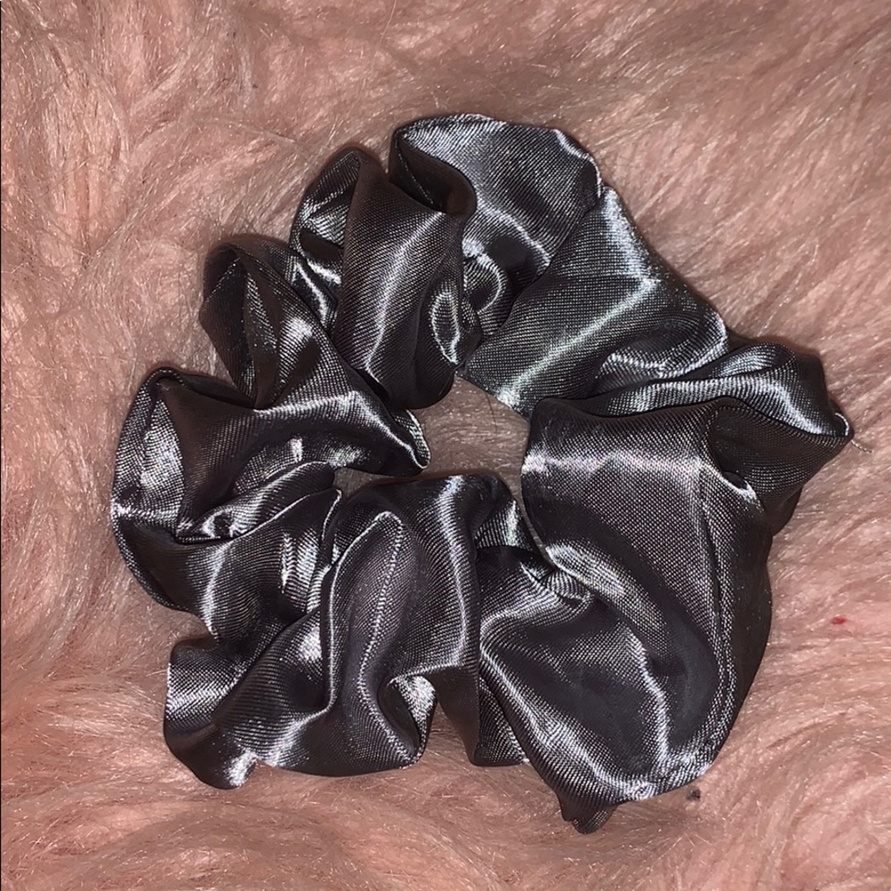 Scrunchie Bundle - Picture 5 of 7